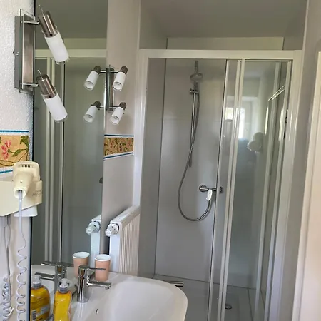Ferienwohnungen Ollarzried Апартаменты *